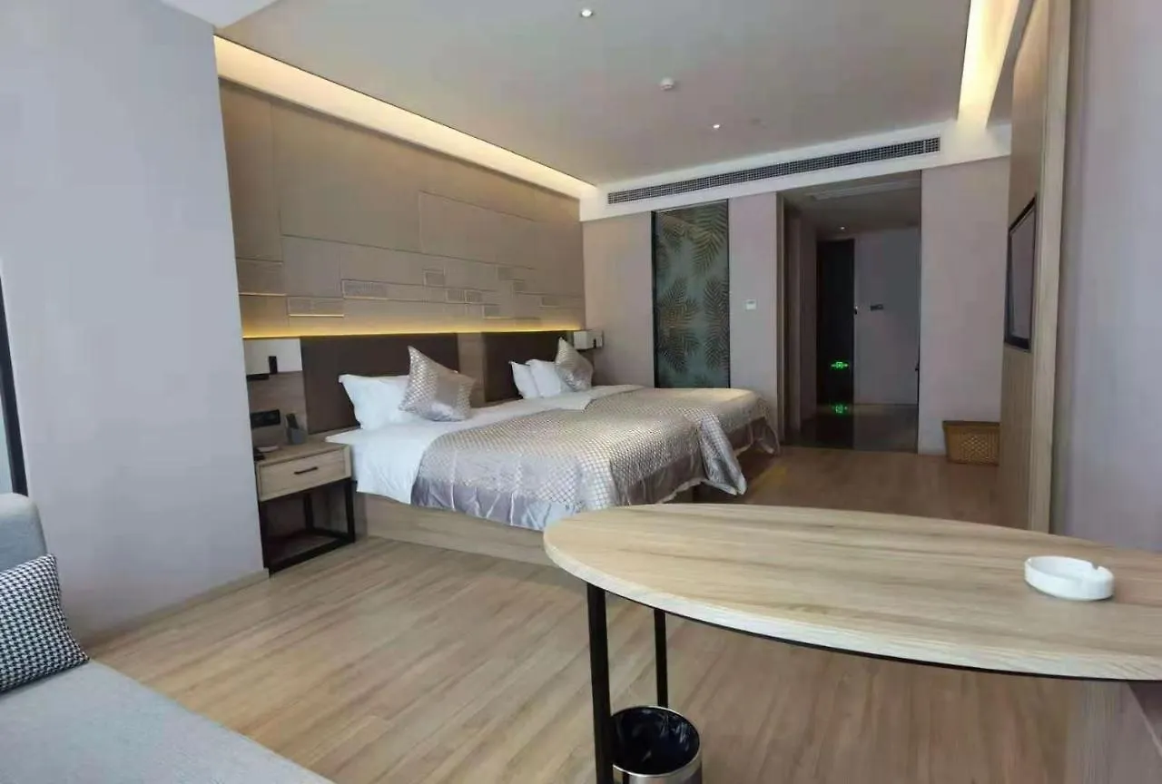 莫林酒店 Sihanoukville 4*,